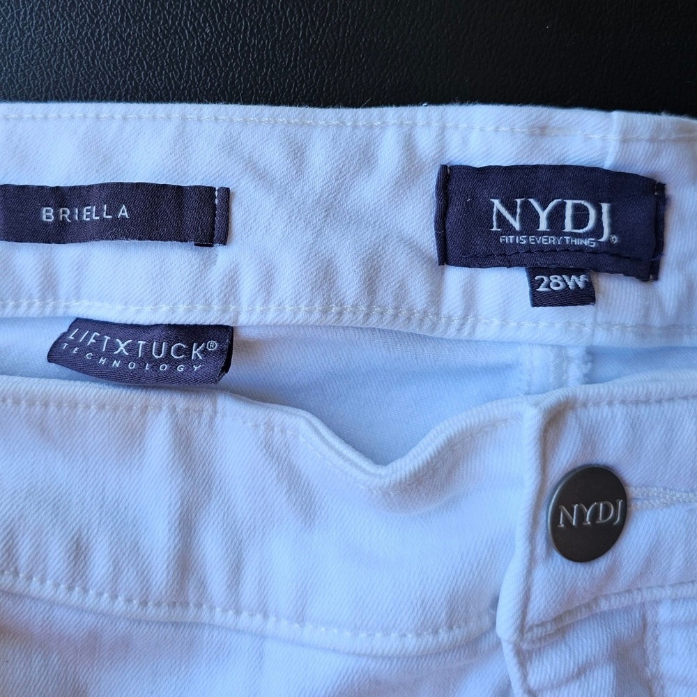 NYDJ Briella Roll Cuff Denim Shorts Optic White Plus Size 28W WCFO2258 NEW - Picture 3 of 8
